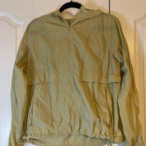 Lululemon windbreaker (size 8)